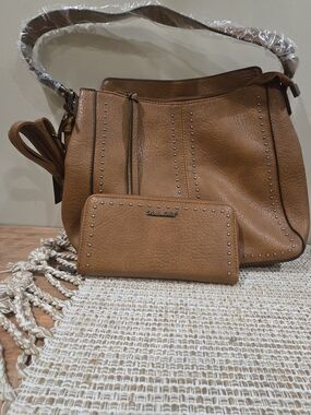 🔥 NWT  Montana West Tan Studded Leather Hobo Bag with Wallet